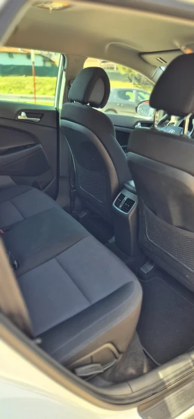 Hyundai Tucson 1.7CRDI* NAVI* CAMERA* KEYLESS* LINE ASSISTANT - 10900 € / 21318.55 лв. - 10713120 17