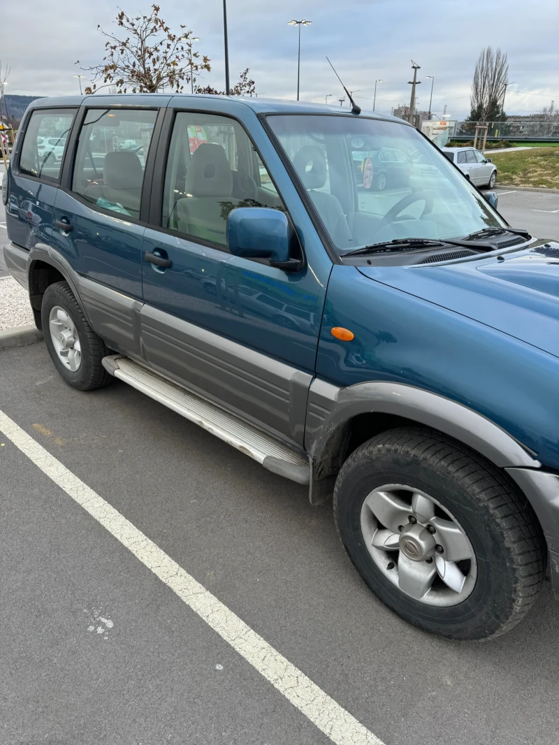 Nissan Terrano, снимка 2 - Автомобили и джипове - 48247744