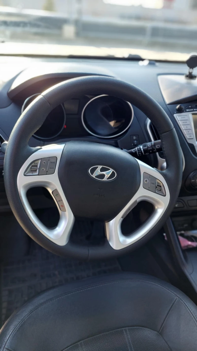 Hyundai IX35, снимка 10 - Автомобили и джипове - 49021606