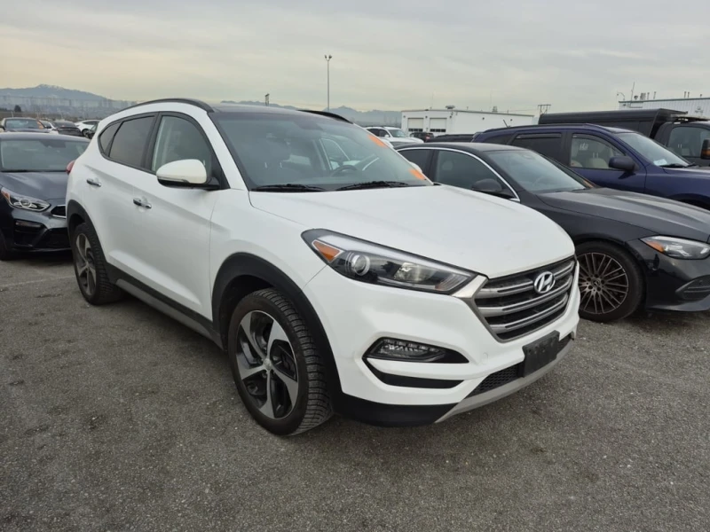 Hyundai Tucson * SE * CARFAX * БЕЗ ПЪРВОНАЧАЛНА ВНОСКА, снимка 2 - Автомобили и джипове - 53260653