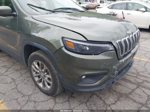Jeep Cherokee LATITUDE LUX 4X4 - изображение 6