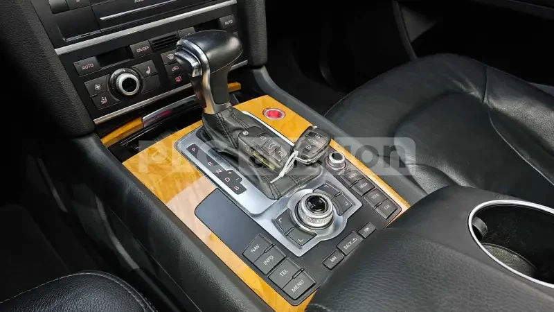 Audi Q7  - изображение 7