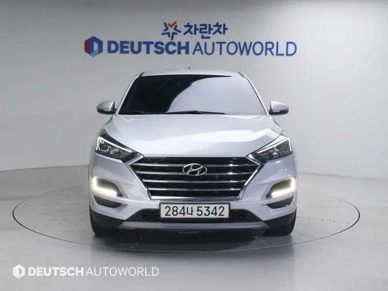Hyundai Tucson  Diesel 2.0 4Wd Smart, снимка 3 - Автомобили и джипове - 56130742