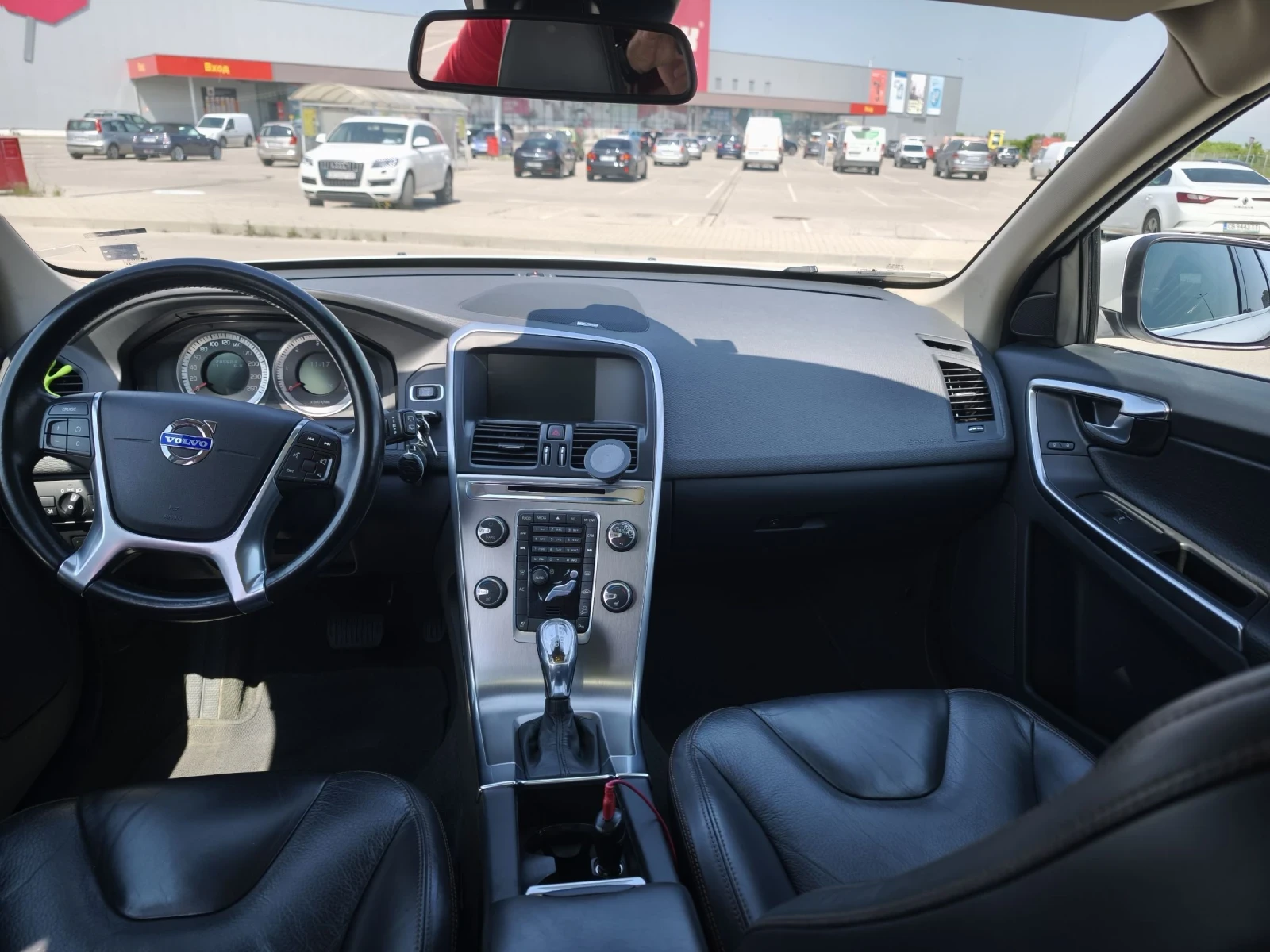 Volvo XC60 2.4 D5 - изображение 6
