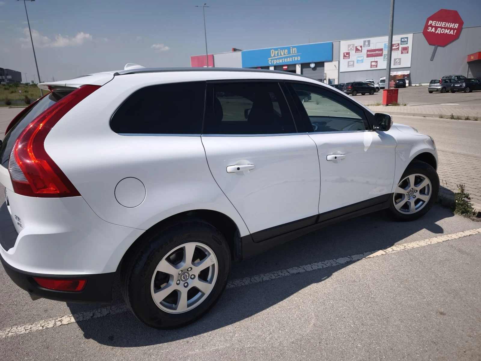 Volvo XC60 2.4 D5 - изображение 3