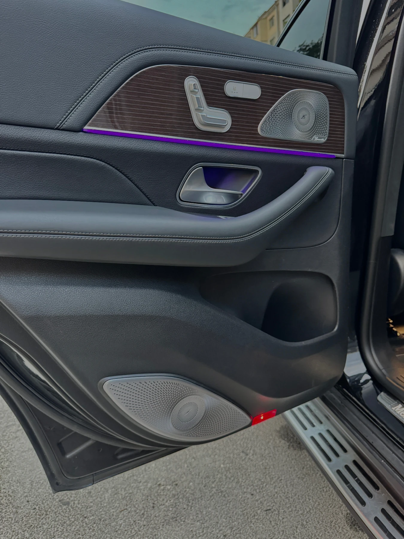 Mercedes-Benz GLE 450 AMG NIGHT PACK / 3D BURMESTER / SOFT CLOSE DOOR - изображение 10