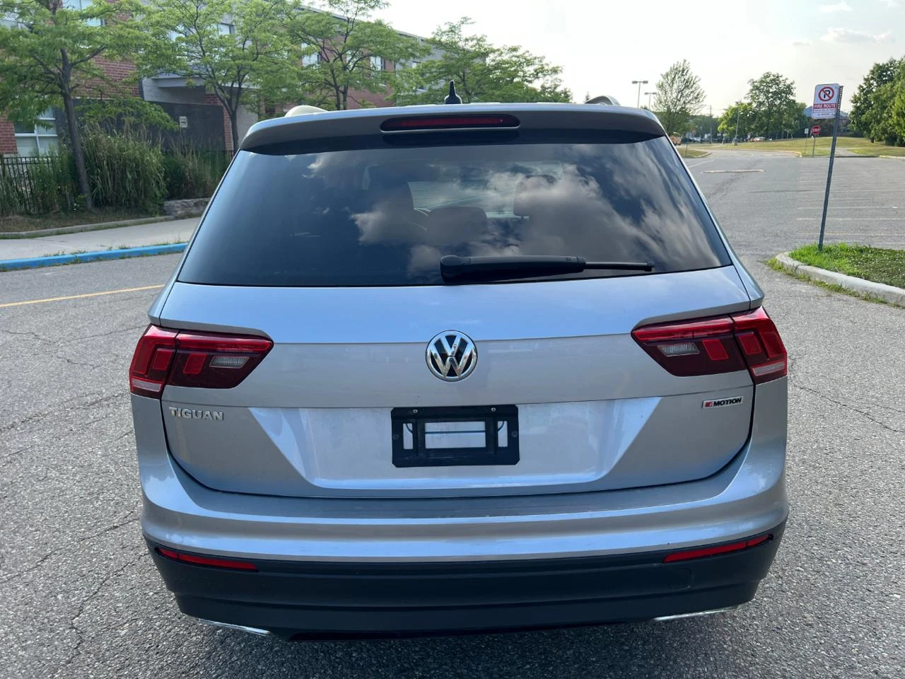 VW Tiguan Comfortline* Авто финансиране* Карфакс - изображение 4