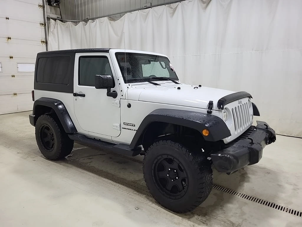 Jeep Wrangler * SPORT * CARFAX * БЕЗ ПЪРВОНАЧАЛНА ВНОСКА - изображение 2