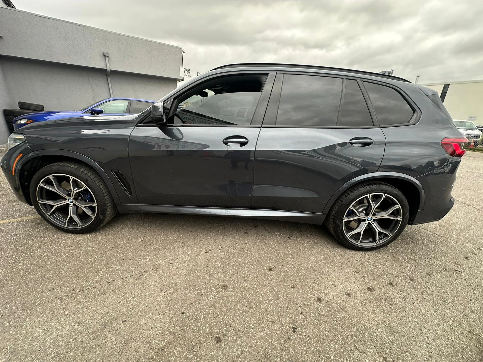 BMW X5 xDrive40i CARFAX АВТО КРЕДИТ  - изображение 4
