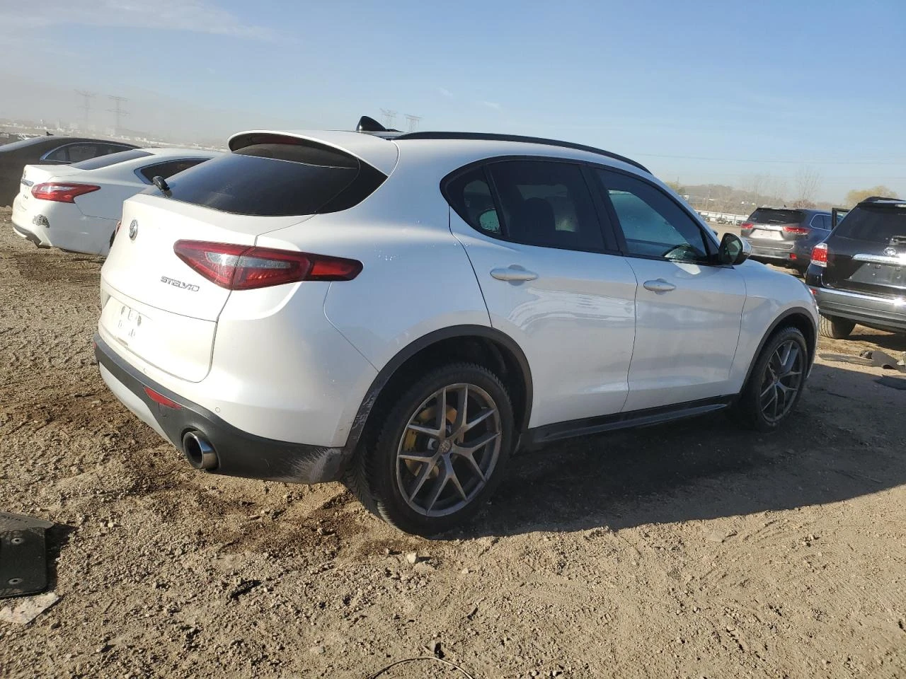 Alfa Romeo Stelvio TI Sport AWD 280 *   *  | Mobile.bg   3