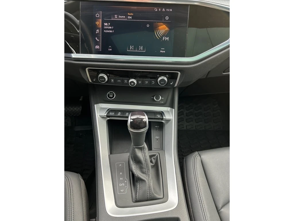 Audi Q3 * Progressiv 45 TFSI quattro * CARFAX * ЦЕНА ДО БГ - изображение 10