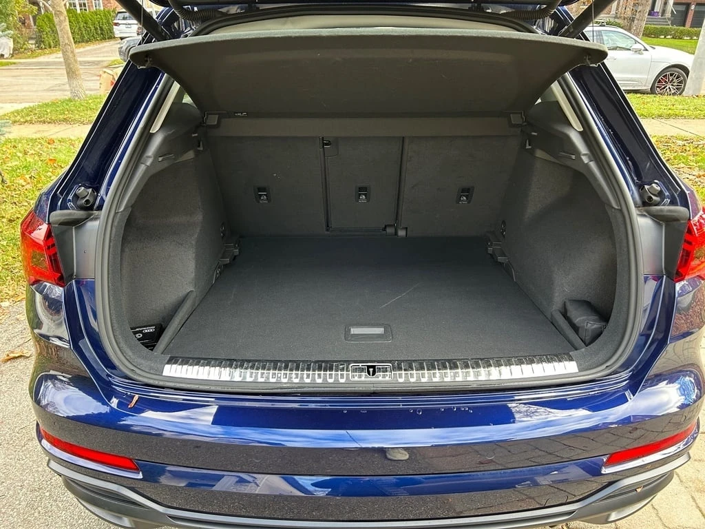 Audi Q3 * Progressiv 45 TFSI quattro * CARFAX * ���� �� �� | Mobile.bg � ����������� 12