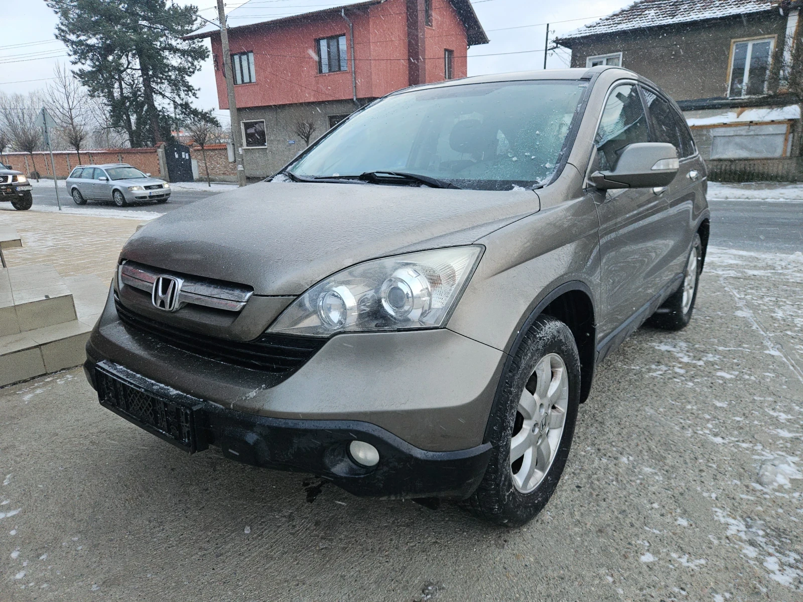 Honda Cr-v 2.0i 4x4 | Mobile.bg � ����������� 1
