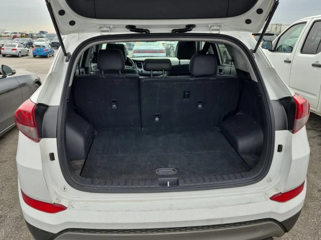 Hyundai Tucson * SE * CARFAX * ��� ������������ ������ | Mobile.bg � ����������� 13