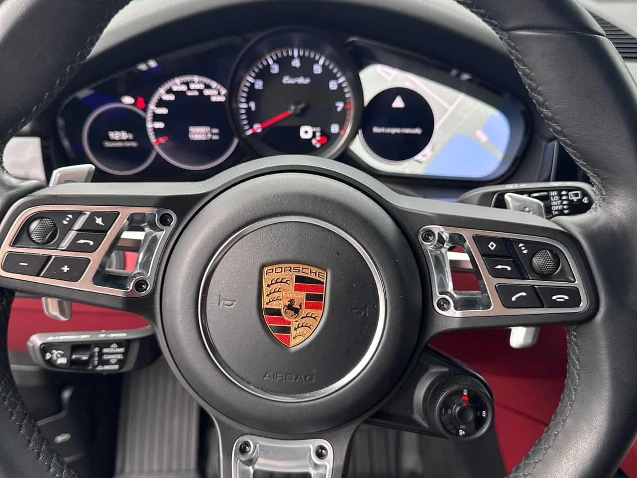 Porsche Cayenne * Turbo * CARFAX * LED MATRIX * ОБДУХВАНЕ * BOSE, снимка 12 - Автомобили и джипове - 53756264