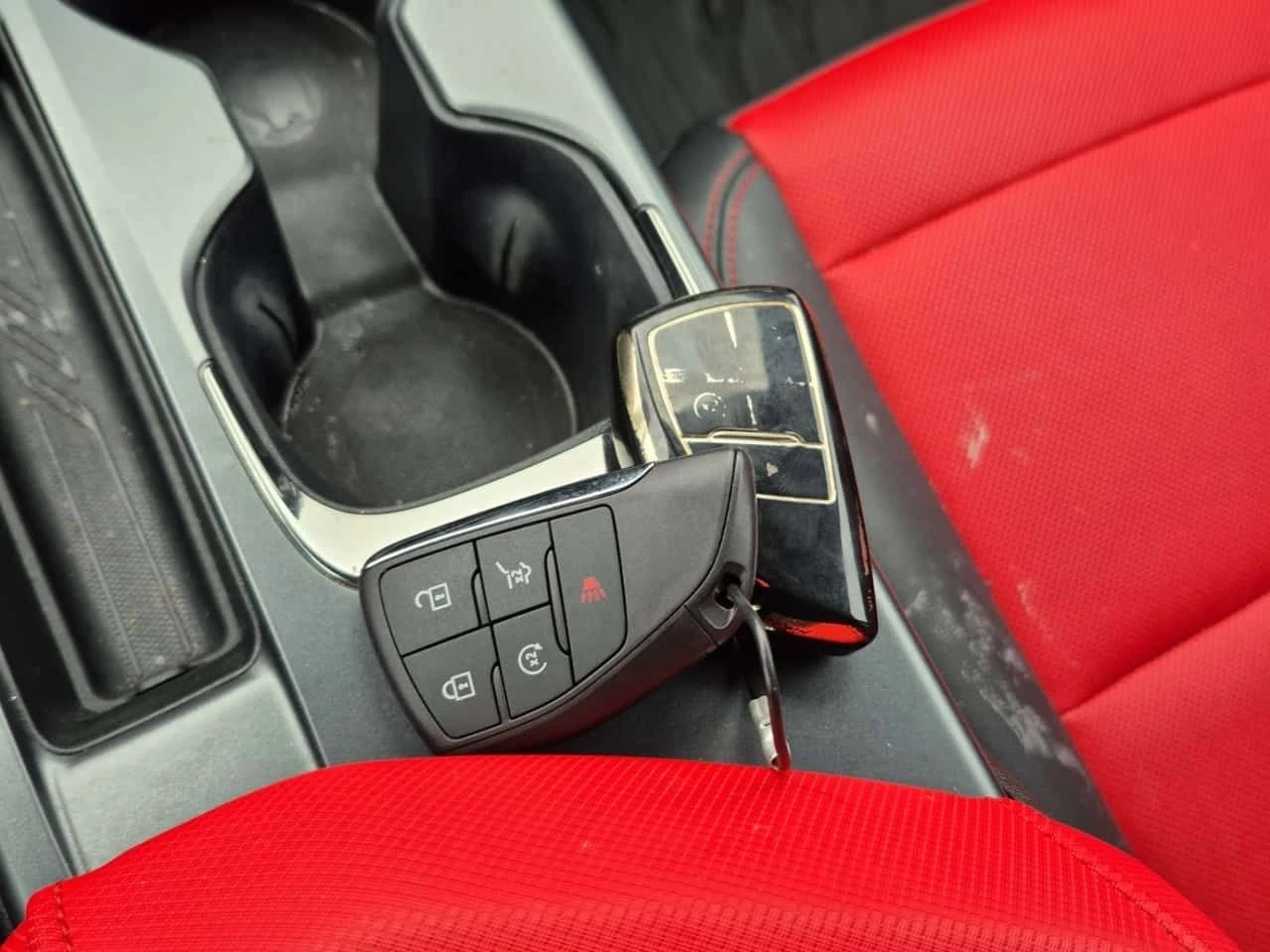 Chevrolet Equinox RS  CARFAX | Mobile.bg � ����������� 8