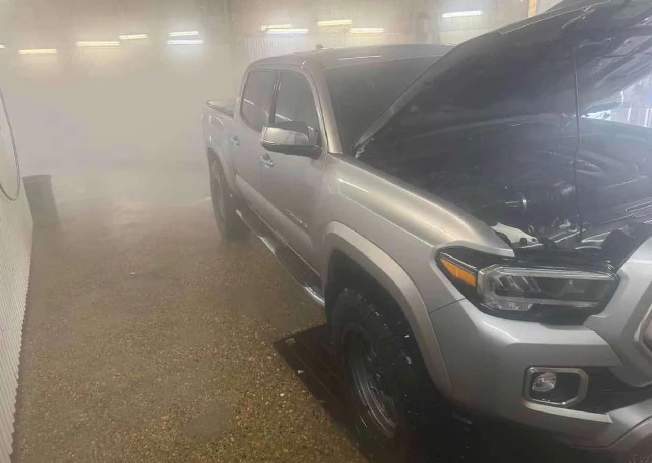 Toyota Tacoma LIMITED * КОЖА* ПОДГРЕВИ* ШИБЕДАХ* КАМЕРА* , снимка 7 - Автомобили и джипове - 53961453