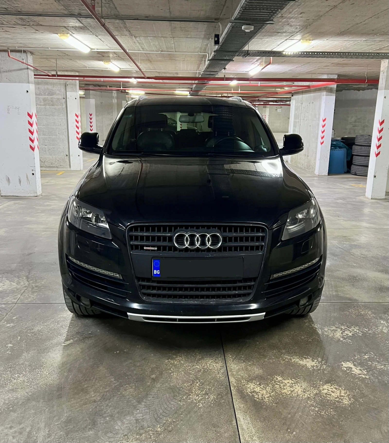 Audi Q7 3.0 TDI 233к.с., снимка 8 - Автомобили и джипове - 54020380