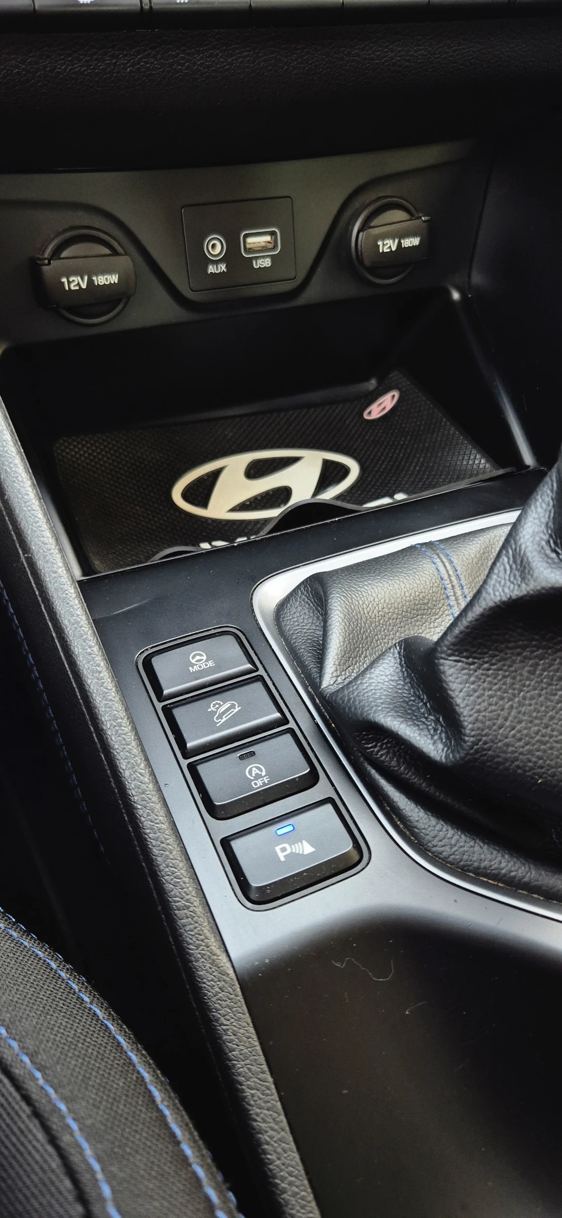 Hyundai Tucson 1.7CRDI* NAVI* CAMERA* KEYLESS* LINE ASSISTANT, снимка 13 - Автомобили и джипове - 54179339