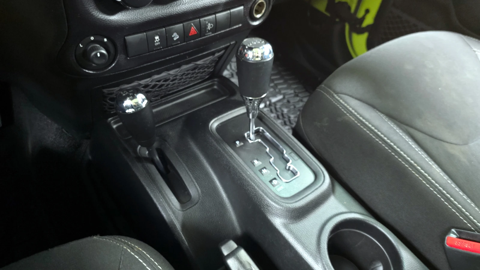 Jeep Wrangler RUBIKON* PENTASTAR* DUTY DANA* КРАЙНА ЦЕНА, снимка 13 - Автомобили и джипове - 54628440