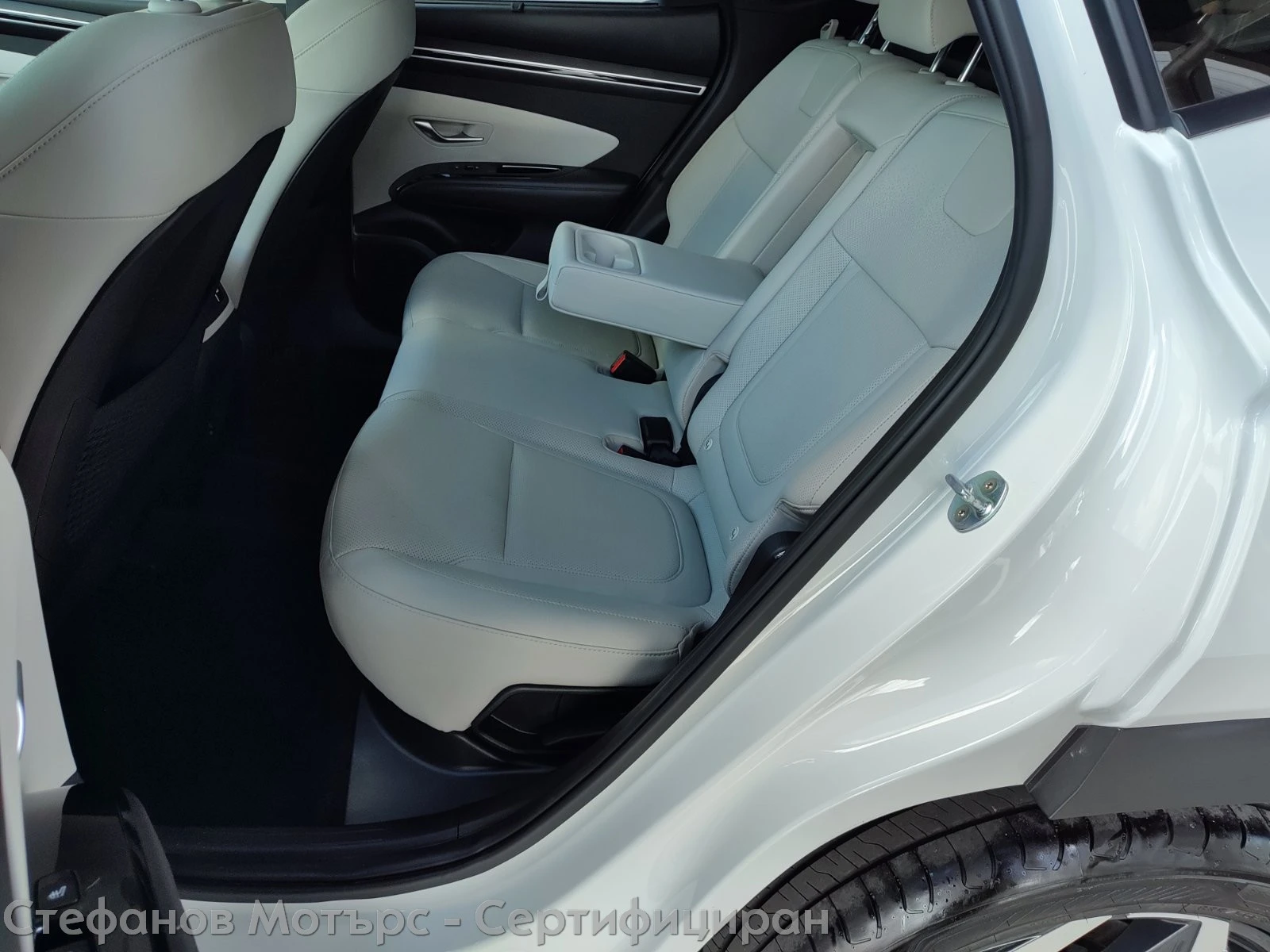 Hyundai Tucson 4x4 Prime 1.6 T-GDi Plug-in-Hybrid (265hp) AT6, снимка 13 - Автомобили и джипове - 54719761