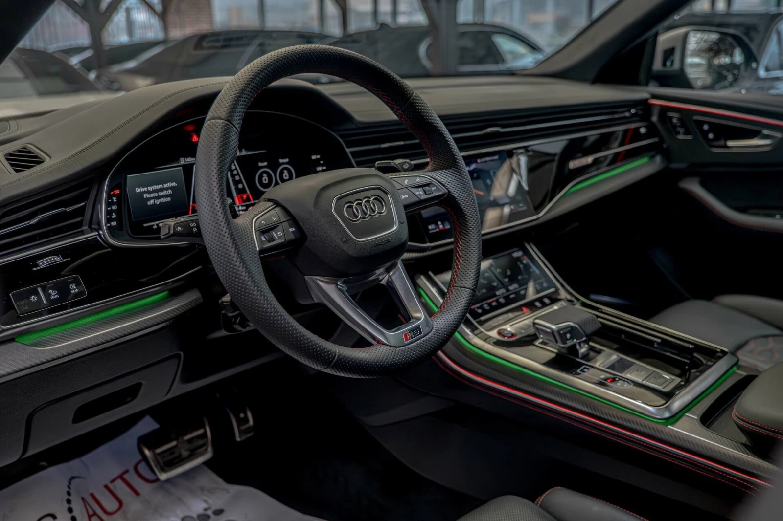 Audi RSQ8 Perf/Bang&Olufsen/Exclusiv/Dist/3D Камера/Пано, снимка 7 - Автомобили и джипове - 54973034