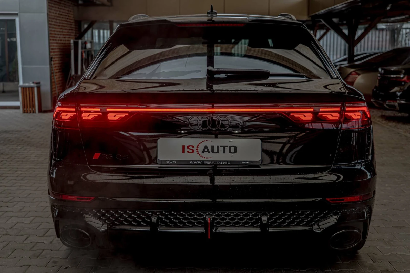 Audi RSQ8 Perf/Bang&Olufsen/Exclusiv/Dist/3D Камера/Пано, снимка 4 - Автомобили и джипове - 54973034