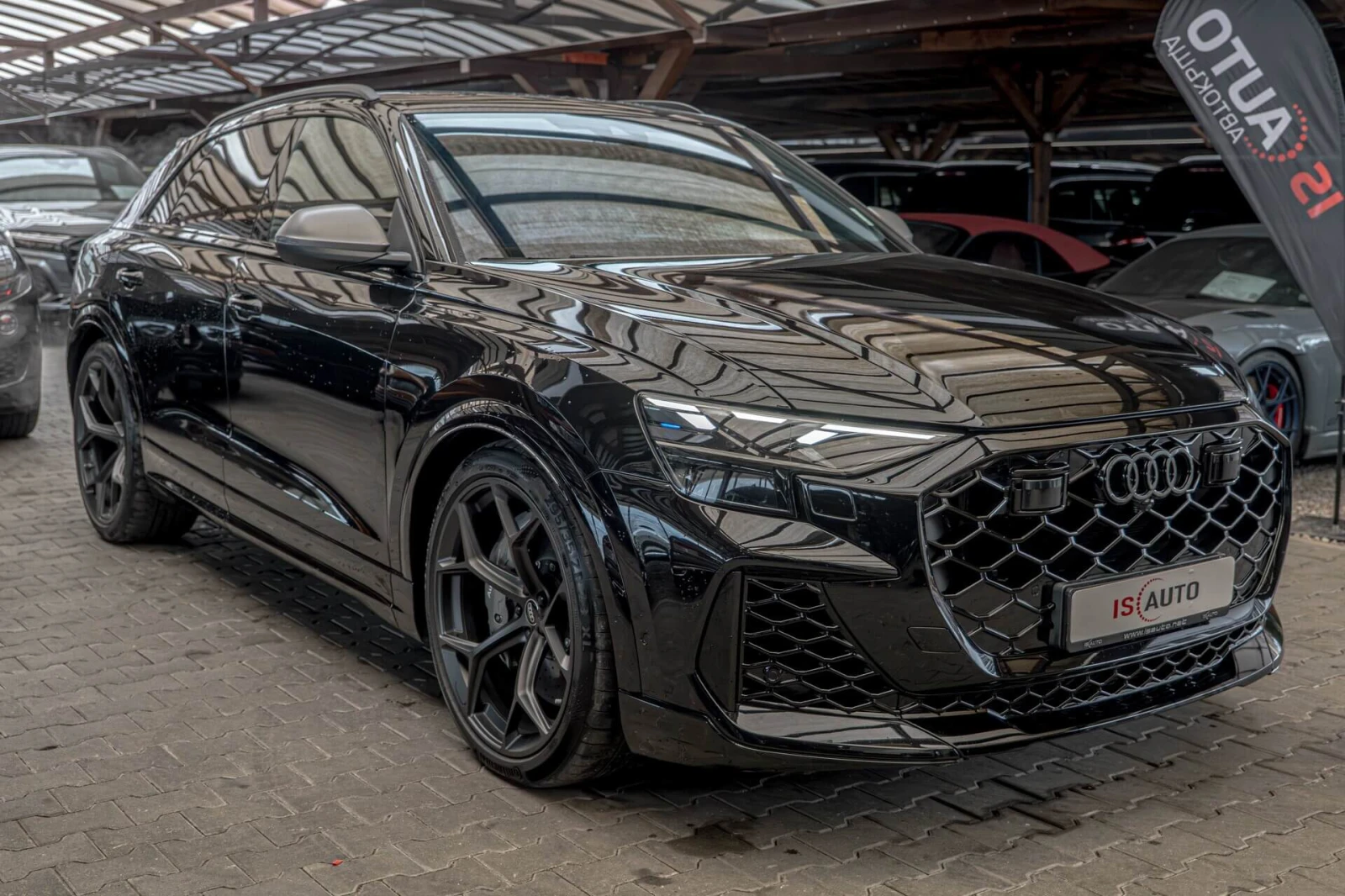 Audi RSQ8 Perf/Bang&Olufsen/Exclusiv/Dist/3D Камера/Пано, снимка 2 - Автомобили и джипове - 54973034