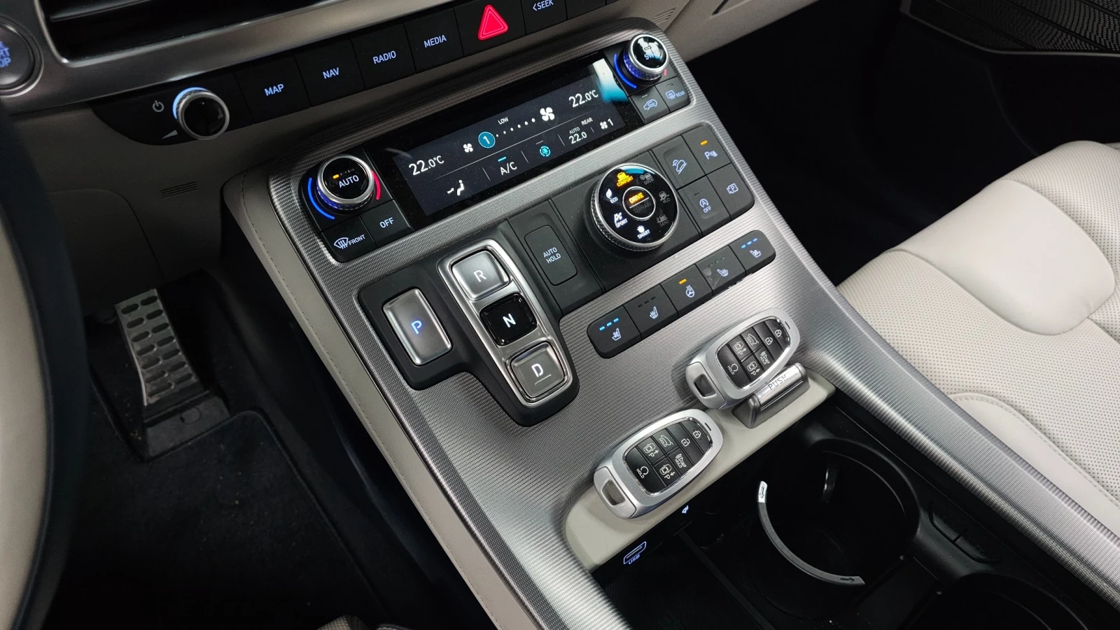 Hyundai Palisade | DISTRONIC | HUD | 360 | , снимка 8 - Автомобили и джипове - 55532327