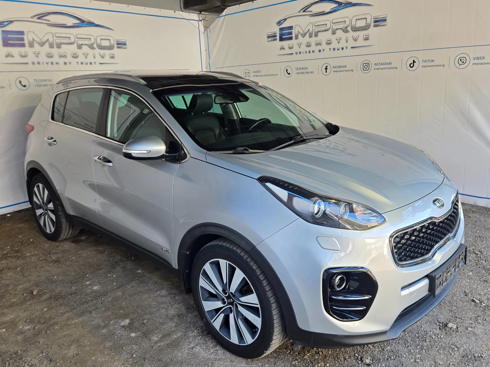 Kia Sportage, снимка 3 - Автомобили и джипове - 56130902