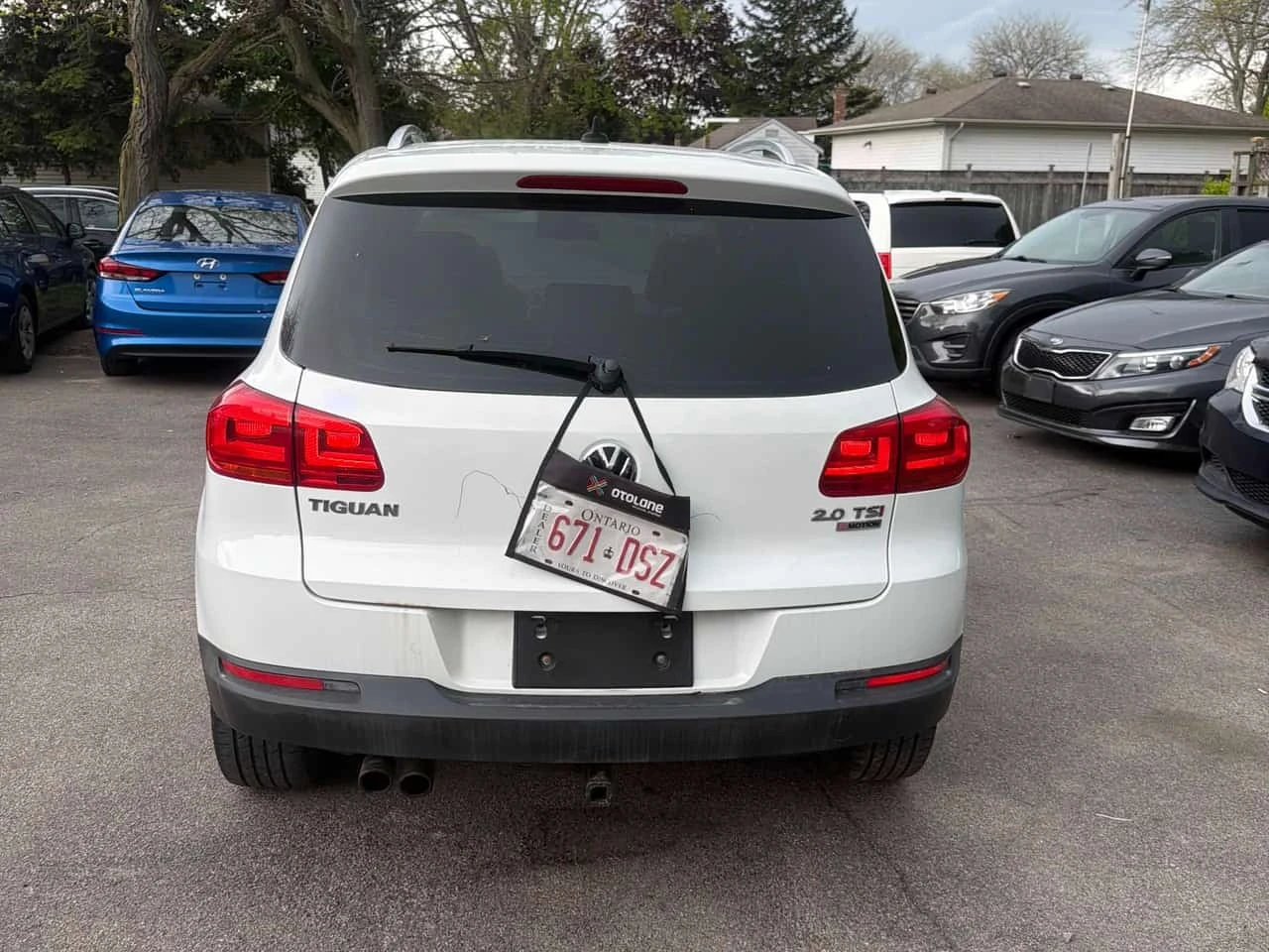 VW Tiguan * 4MOTION 4dr Auto * CARFAX * БЕЗ ПЪРВОНАЧАЛНА ВНО, снимка 4 - Автомобили и джипове - 56252690