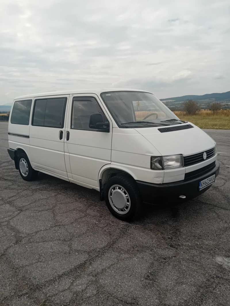 VW Multivan Multivan T4, снимка 2 - Бусове и автобуси - 52916186