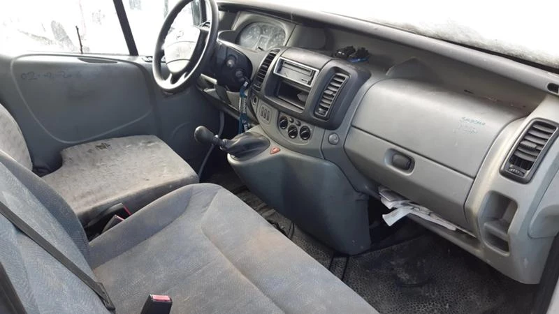 Nissan Primastar 2.5dci/на части, снимка 5 - Бусове и автобуси - 48548062