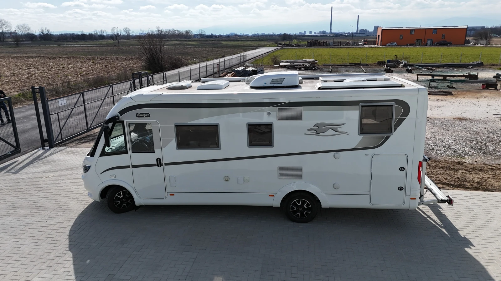 Кемпер Laika EKOVIP 709, снимка 14 - Каравани и кемпери - 53788634