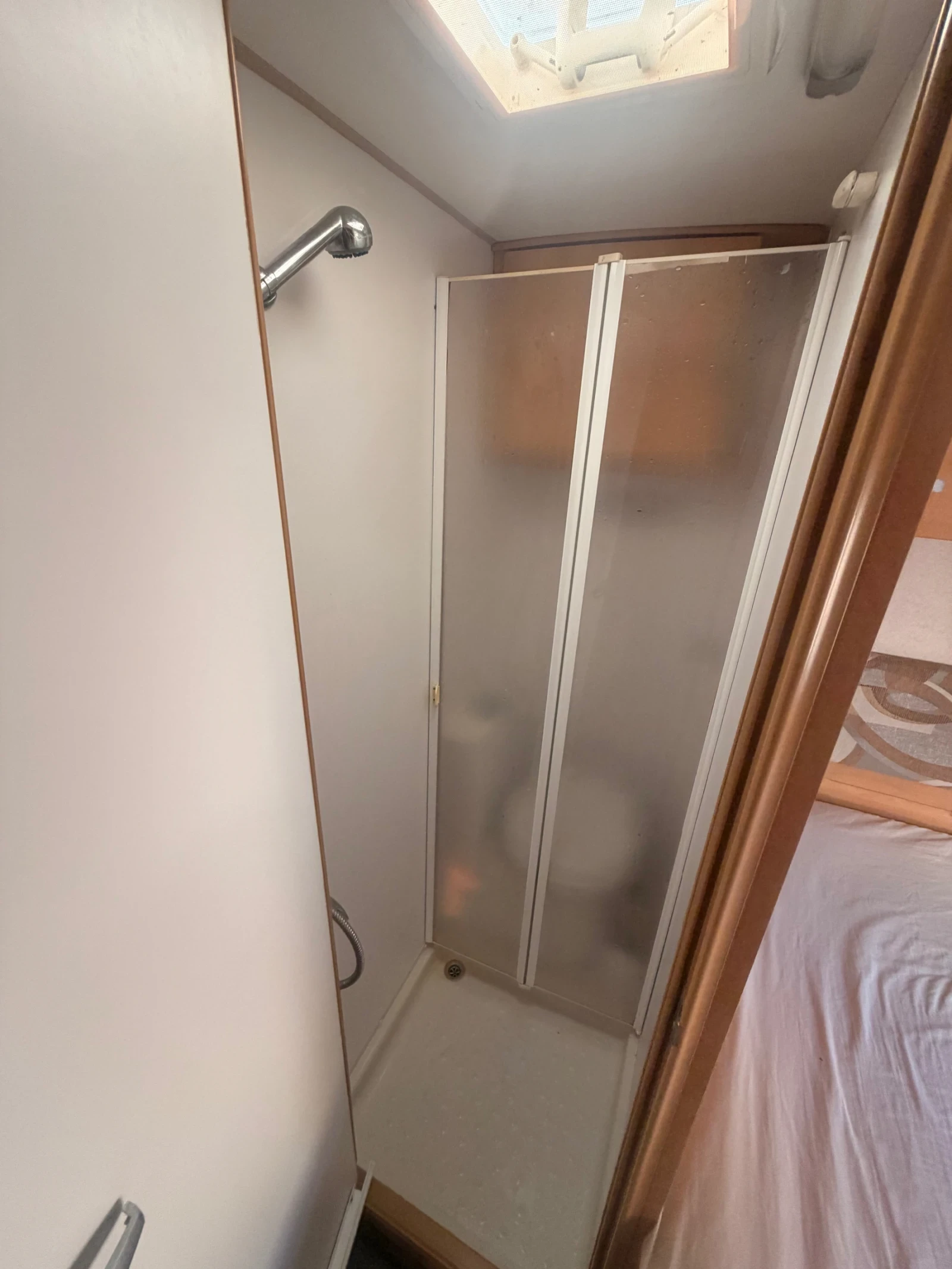 �������� Bailey GT60 520/4 | Mobile.bg � ����������� 16