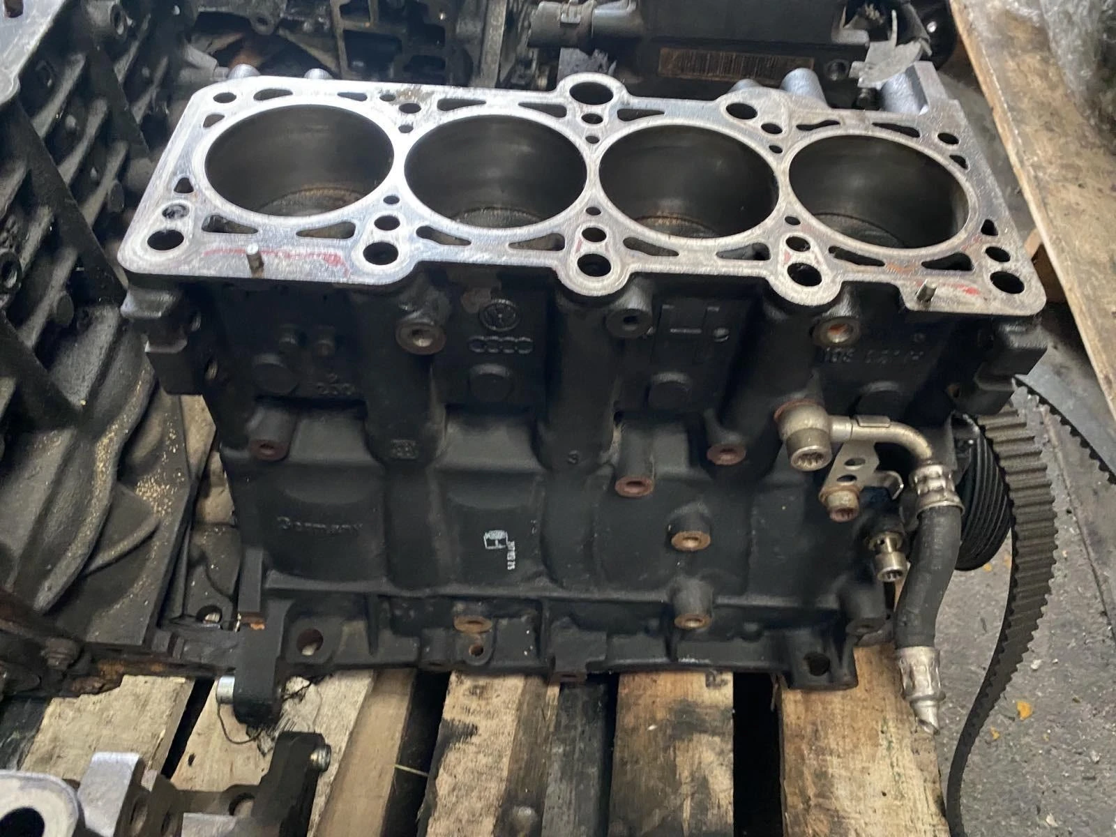   Audi A4 A6 2.0TFSI 170cv - BPJ BYK | Mobile.bg   1