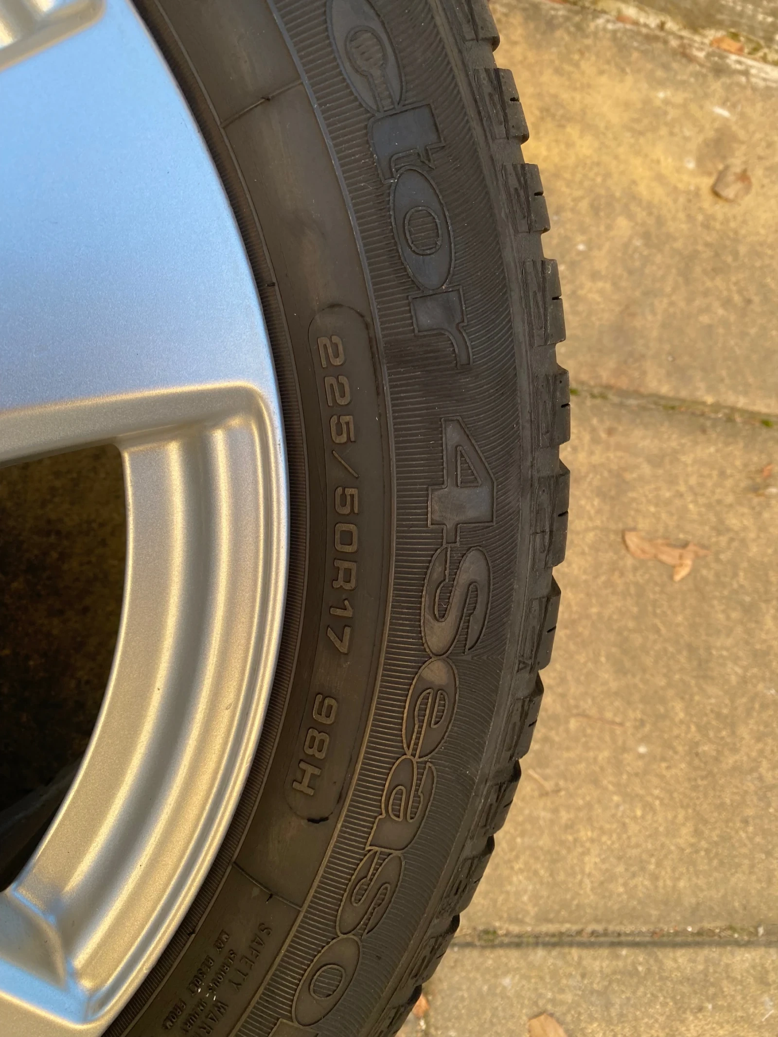    225/50R17  Mercedes-Benz | Mobile.bg   5