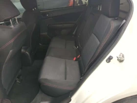 Subaru WRX CARFAX/ 2 КЛЮЧА/ПОДГРЕВ/ AWD, снимка 11