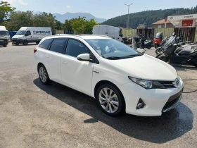 Toyota Auris, снимка 5