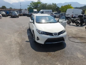 Toyota Auris, снимка 2