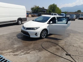 Toyota Auris, снимка 7