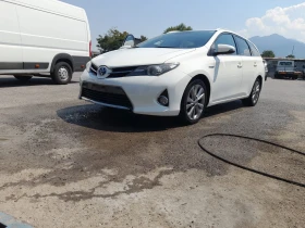 Toyota Auris, снимка 6