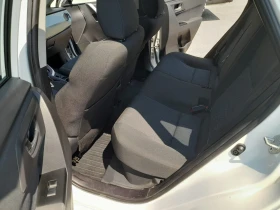 Toyota Auris, снимка 13