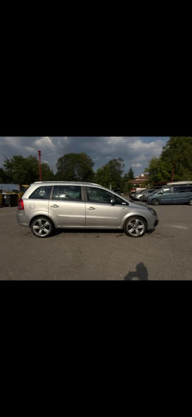 Opel Zafira 1.9 CDTI 150к.с, снимка 5