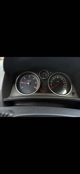 Opel Zafira 1.9 CDTI 150к.с, снимка 7