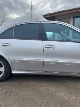 Mercedes-Benz E 220 W211, снимка 5