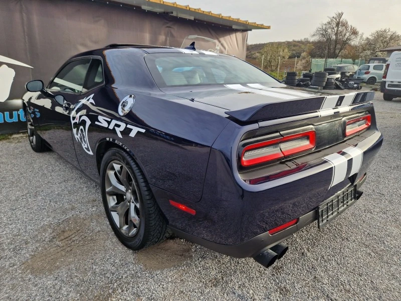 Dodge Challenger 5.7 R/T , снимка 4 - Автомобили и джипове - 46355792