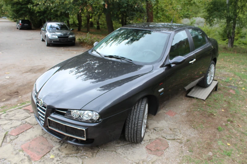 Alfa Romeo 156 1.9 JTD уникат, снимка 11 - Автомобили и джипове - 47403595