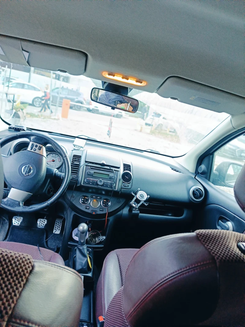 Nissan Note 1.6, снимка 5 - Автомобили и джипове - 47902894