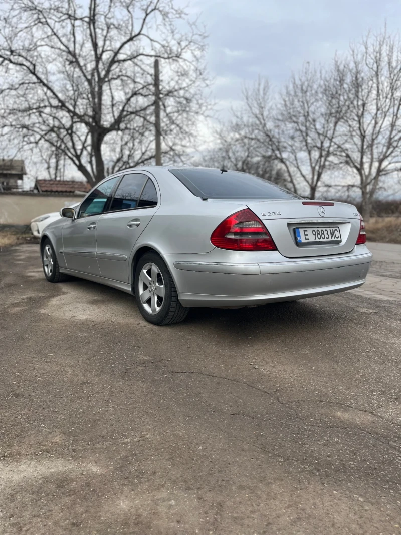 Mercedes-Benz E 220 W211, снимка 2 - Автомобили и джипове - 48816177